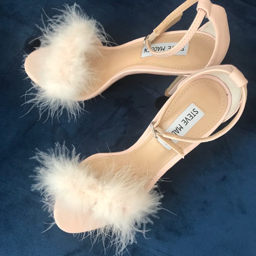Fluff heels never worn pink w real feathers